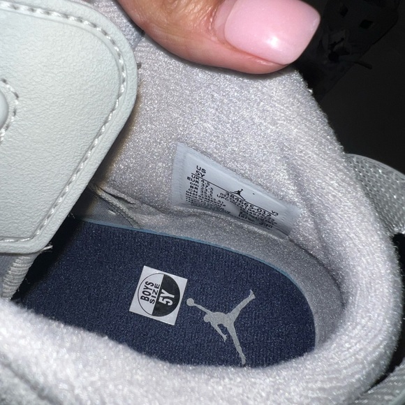 JORDAN 6 RETRO 'GEORGETOWN lightly Worn - Picture 4 of 6